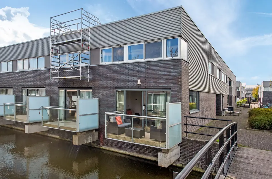 Mieogvaart 25