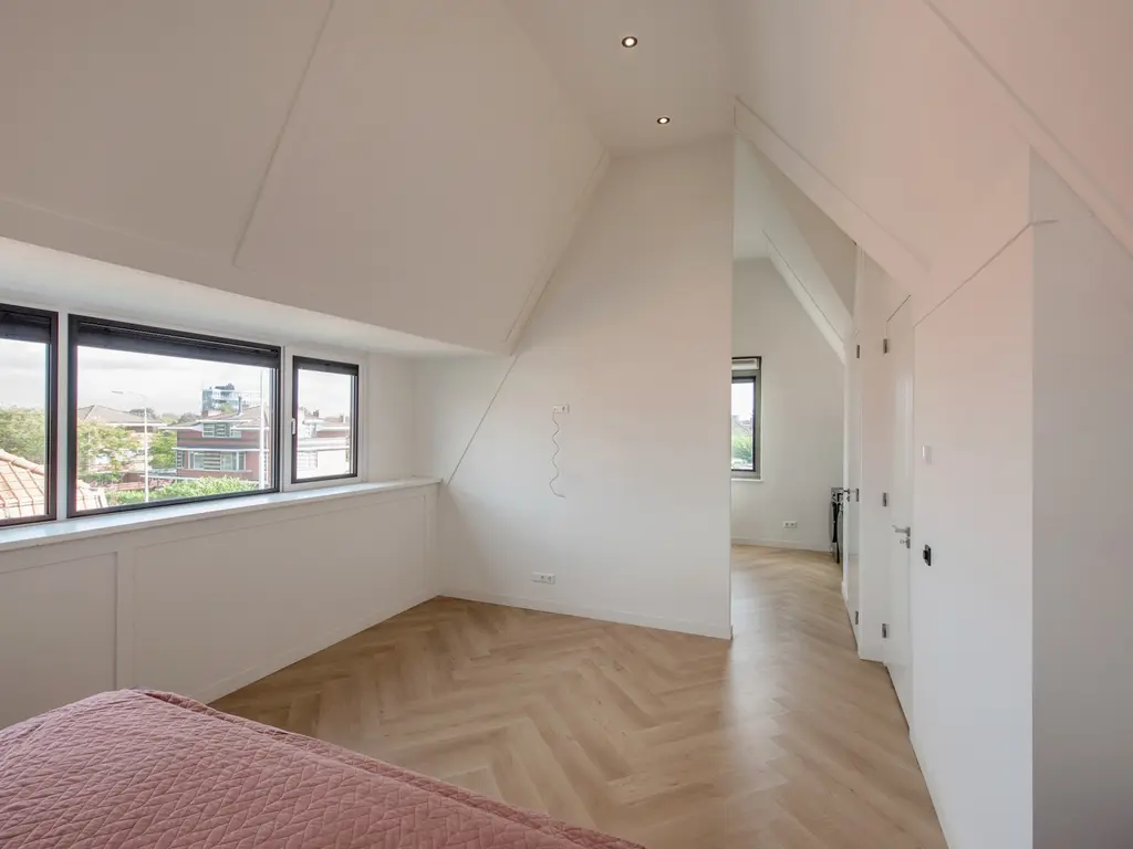 Oosteinde 72B, 'S-GRAVENHAGE