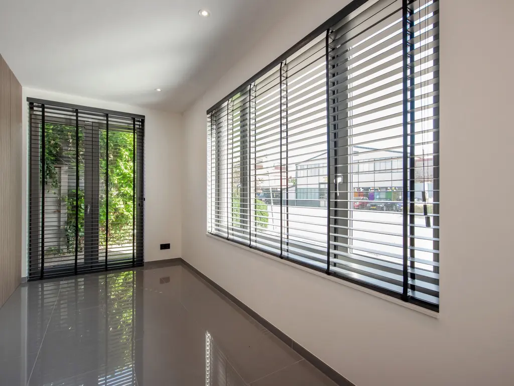 Oosteinde 72B, 'S-GRAVENHAGE