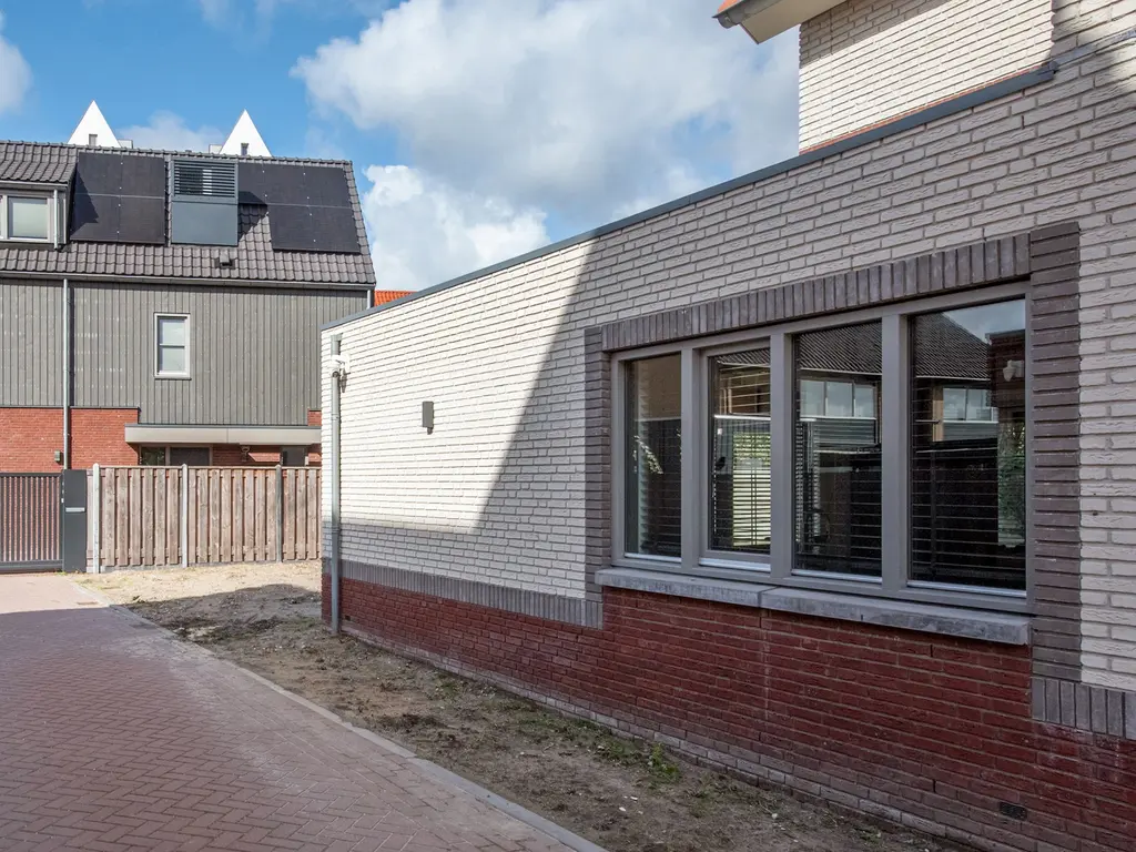 Oosteinde 72B, 'S-GRAVENHAGE