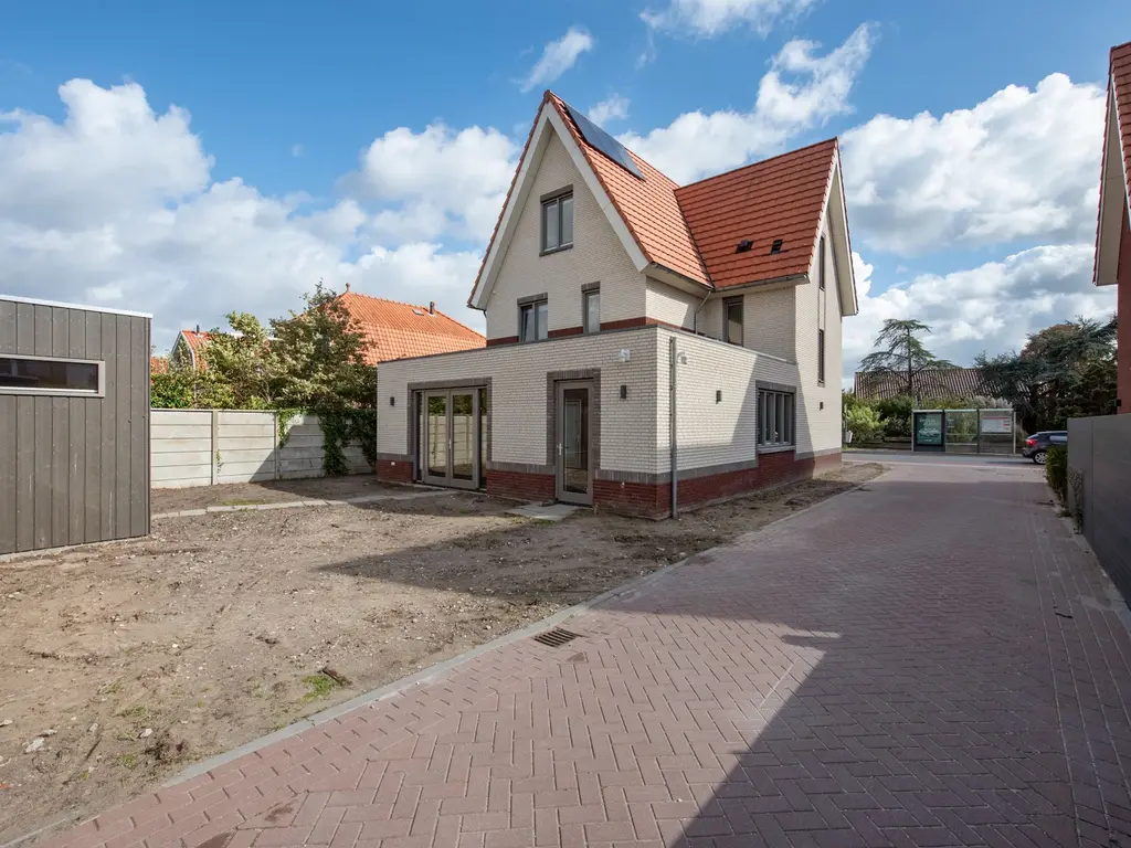 Oosteinde 72B, 'S-GRAVENHAGE