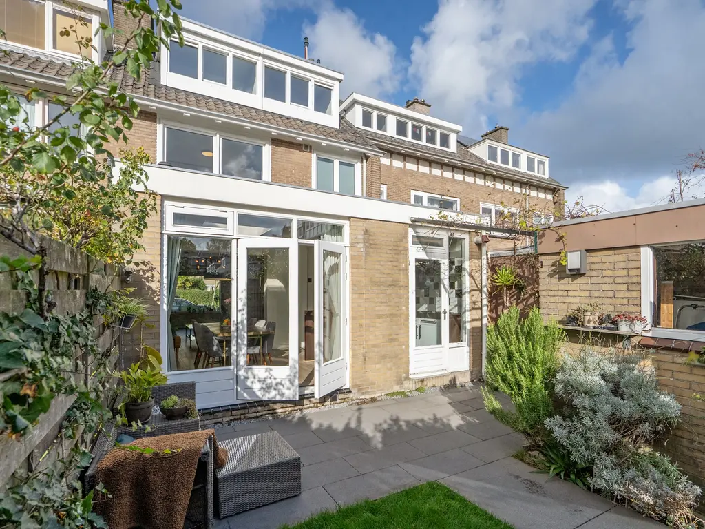 Nicolaas Beetslaan 30, VOORBURG