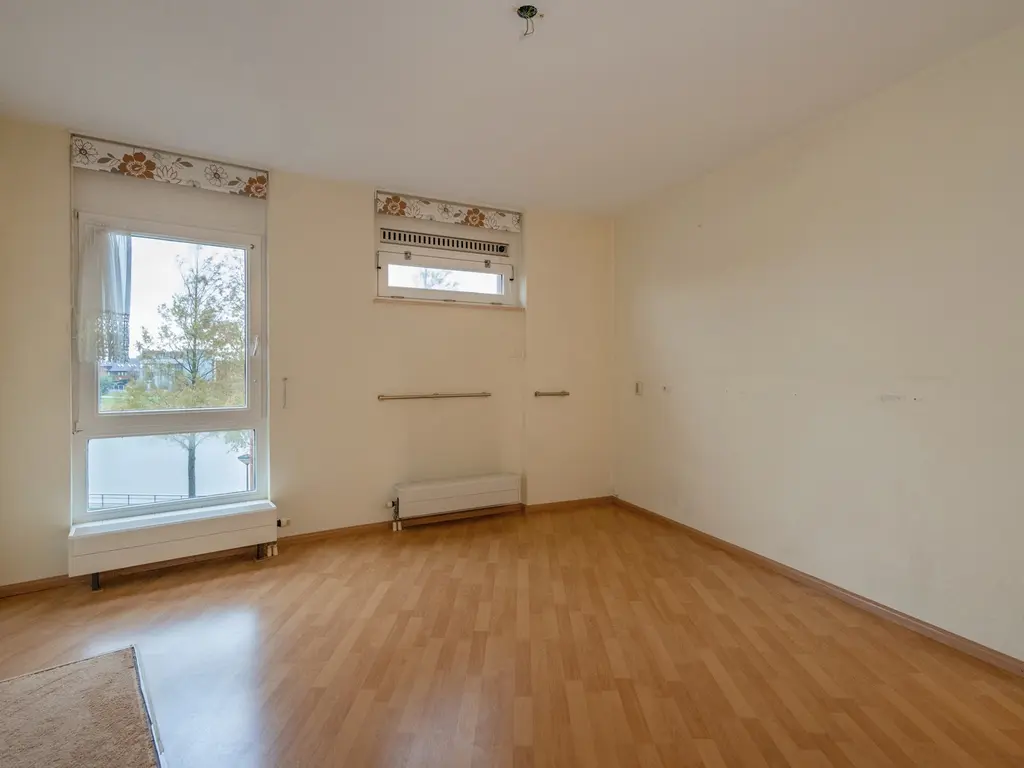 Praagsingel 97, 'S-GRAVENHAGE