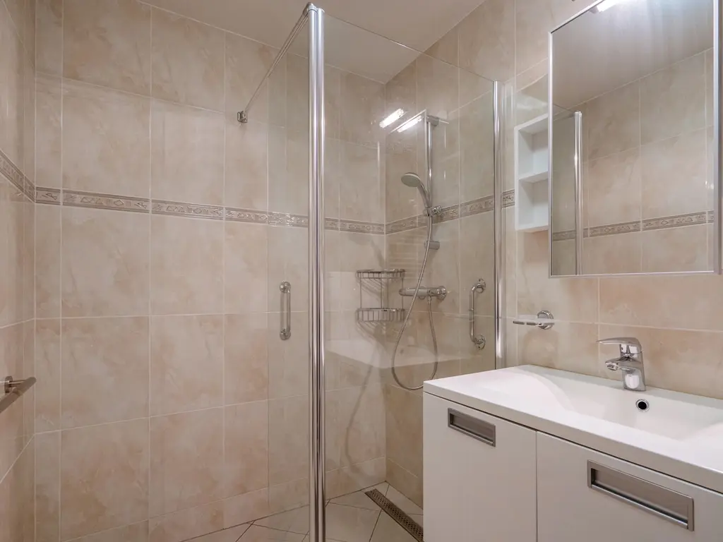 Praagsingel 97, 'S-GRAVENHAGE