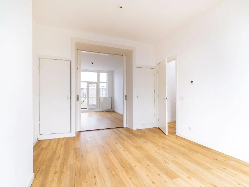 Valkenboslaan 247, 'S-GRAVENHAGE