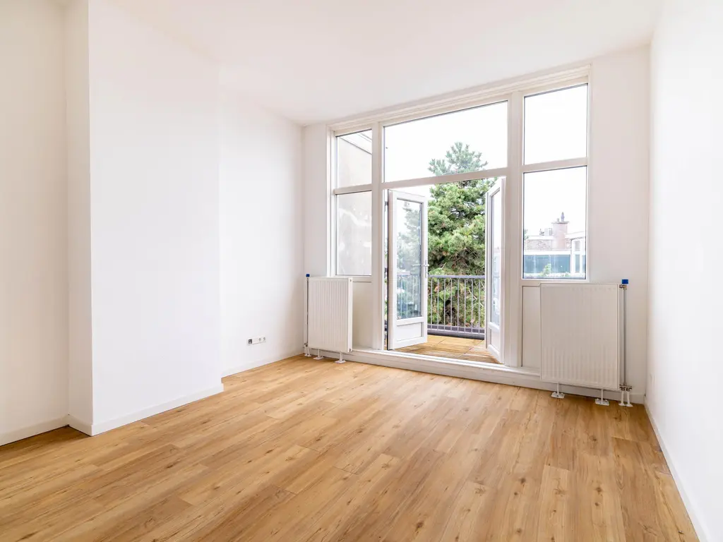 Valkenboslaan 247, 'S-GRAVENHAGE