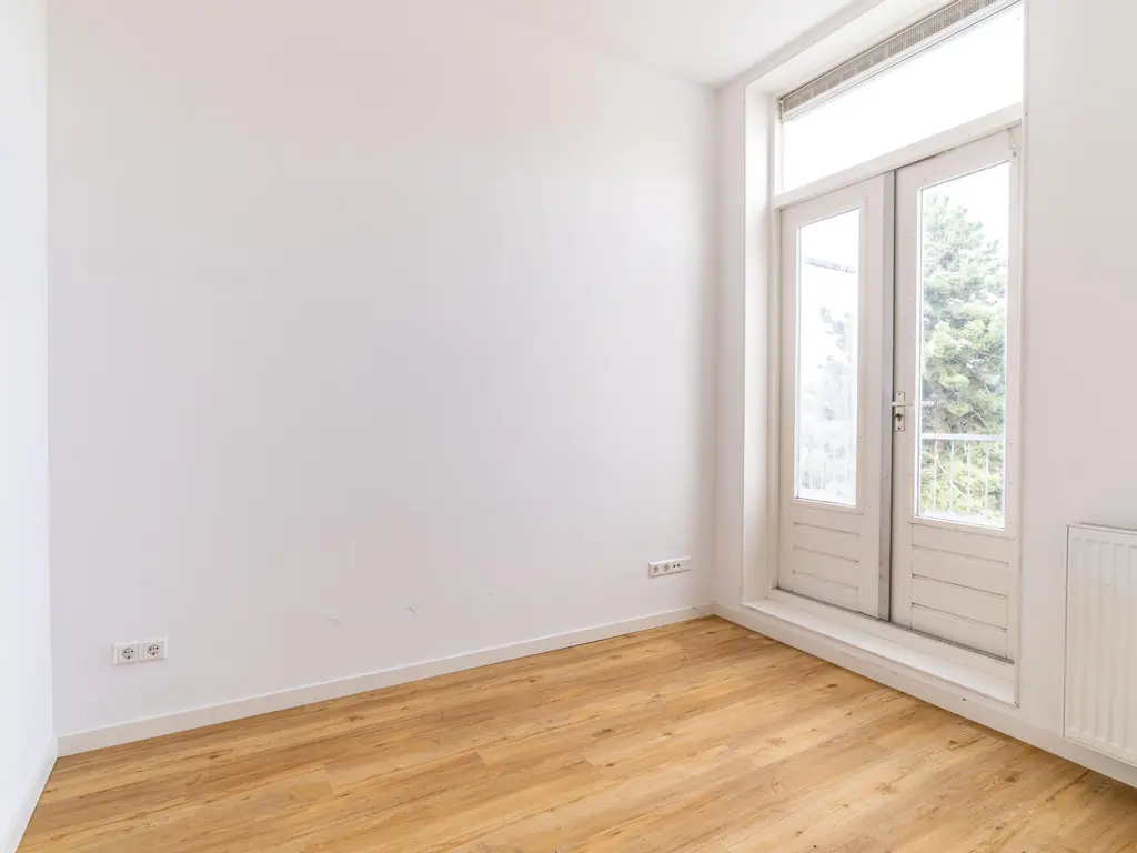 Valkenboslaan 247, 'S-GRAVENHAGE