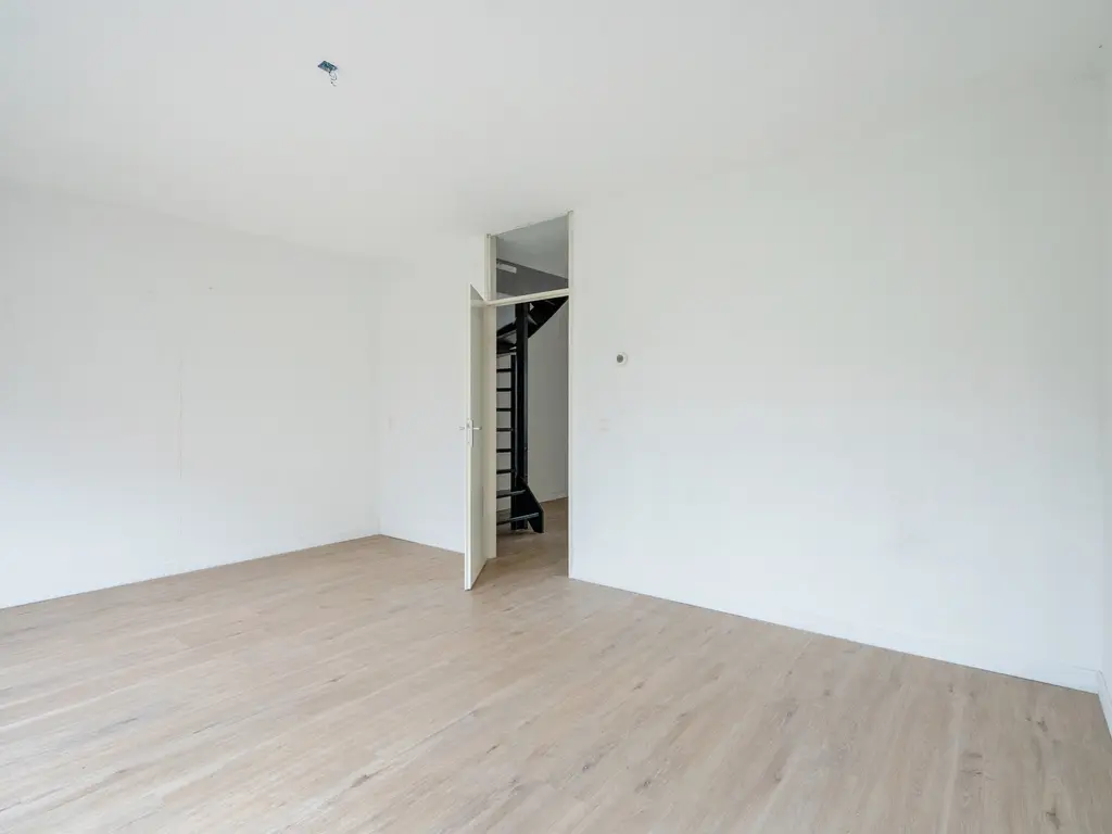 Kiekendiefhof 3, DELFT