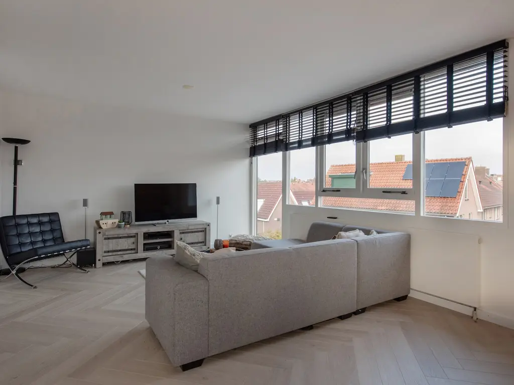 Koningin Wilhelminastraat 11, NOOTDORP