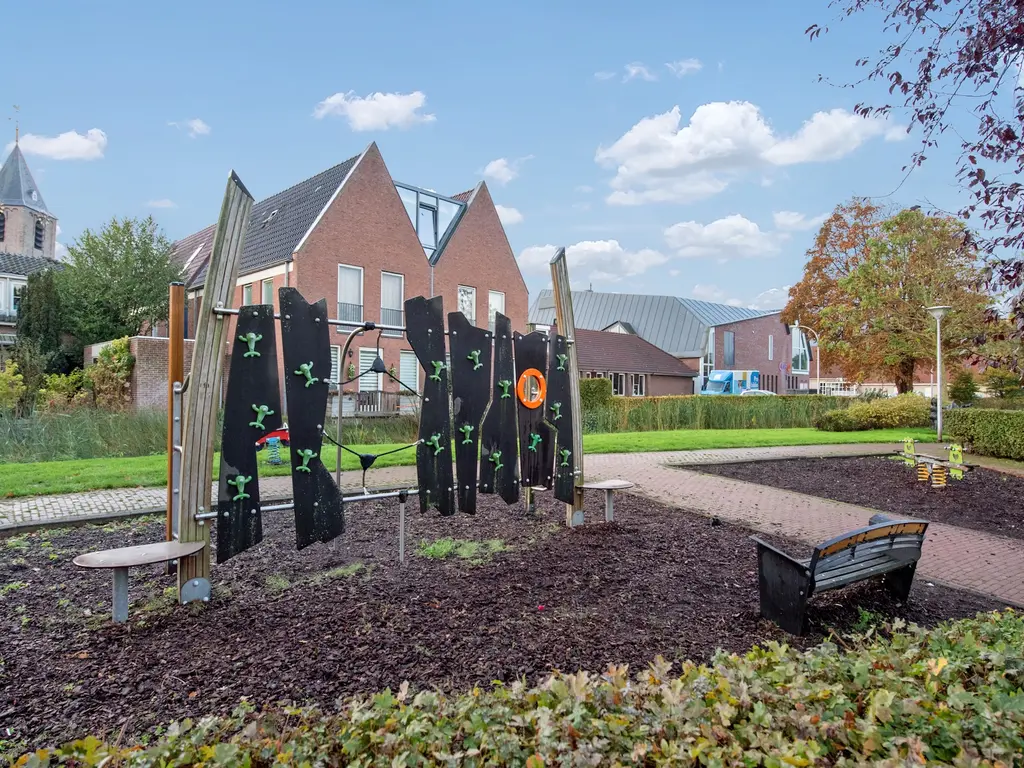 Koningin Wilhelminastraat 11, NOOTDORP