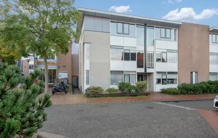 Koningin Wilhelminastraat 11, NOOTDORP