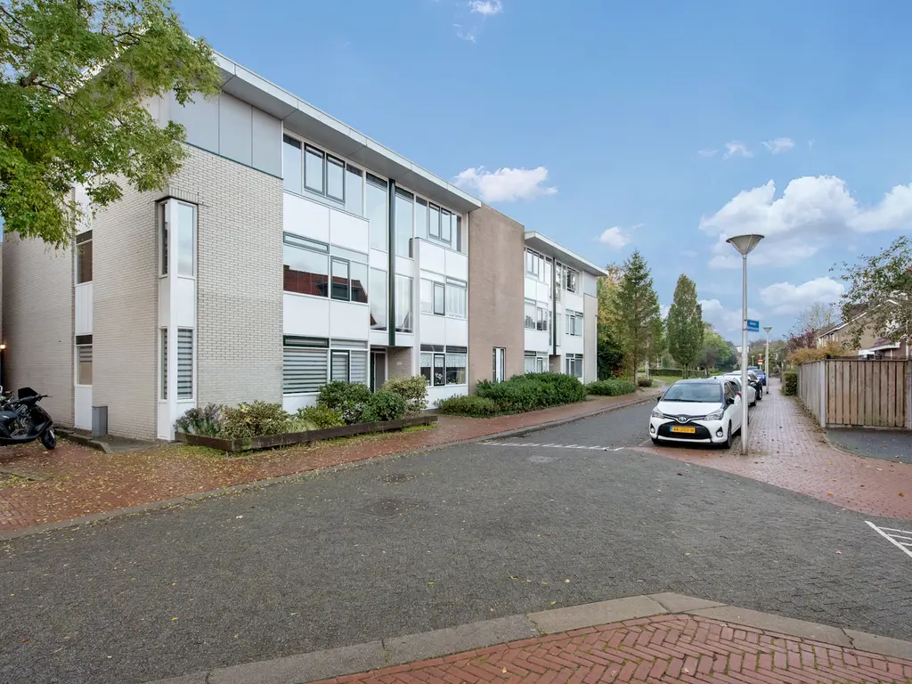 Koningin Wilhelminastraat 11, NOOTDORP