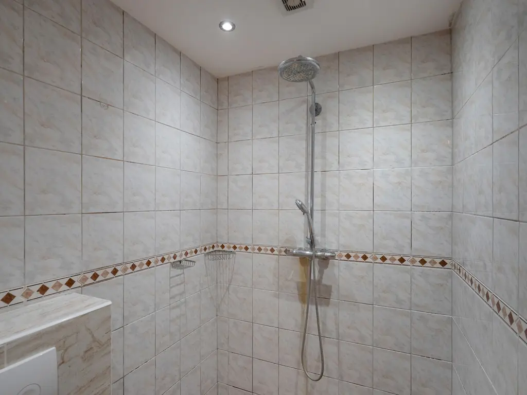 Marktweg 126, 's-Gravenhage