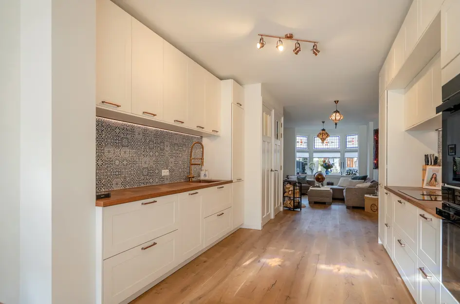 Caan van Necklaan 100