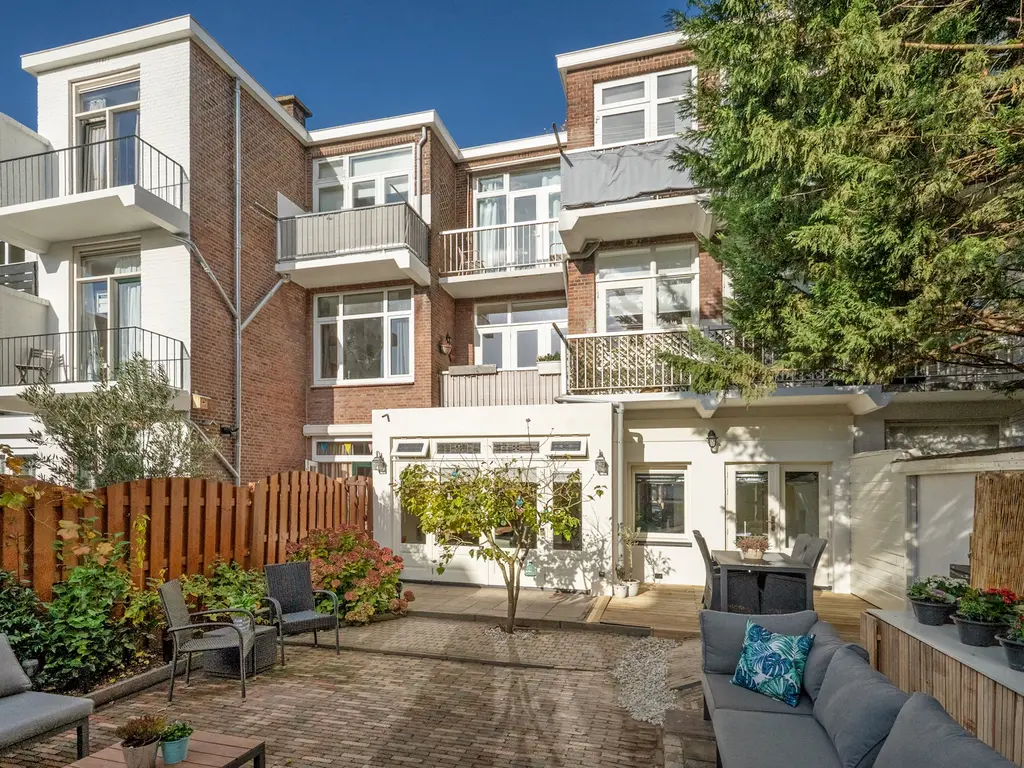 Caan van Necklaan 100, RIJSWIJK