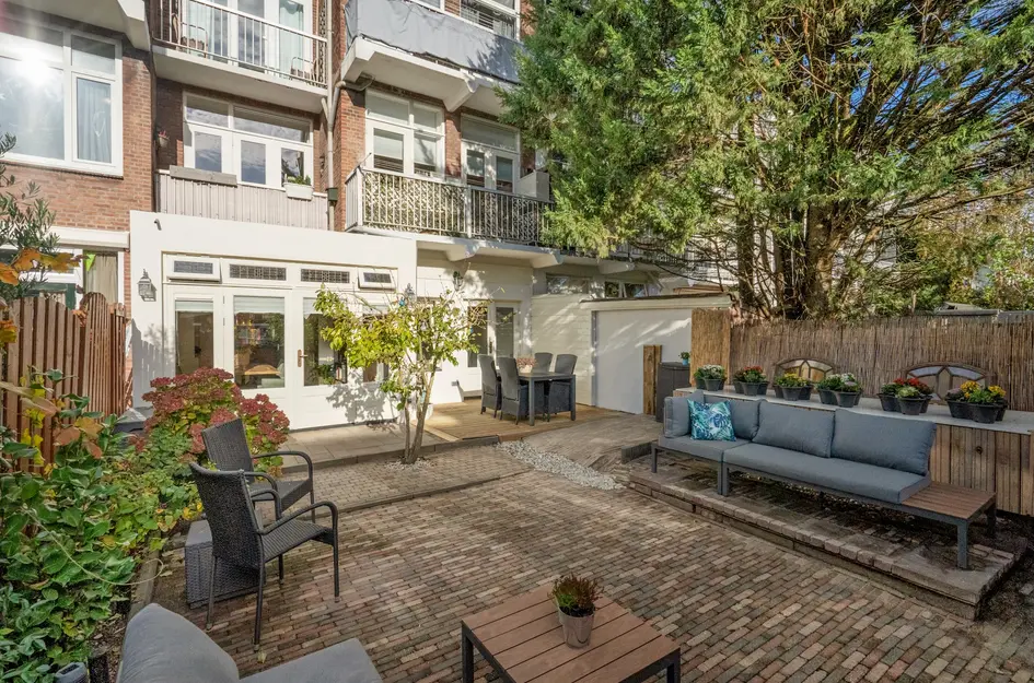 Caan van Necklaan 100