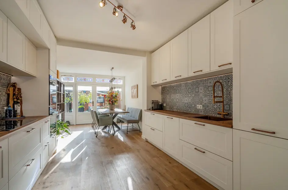 Caan van Necklaan 100