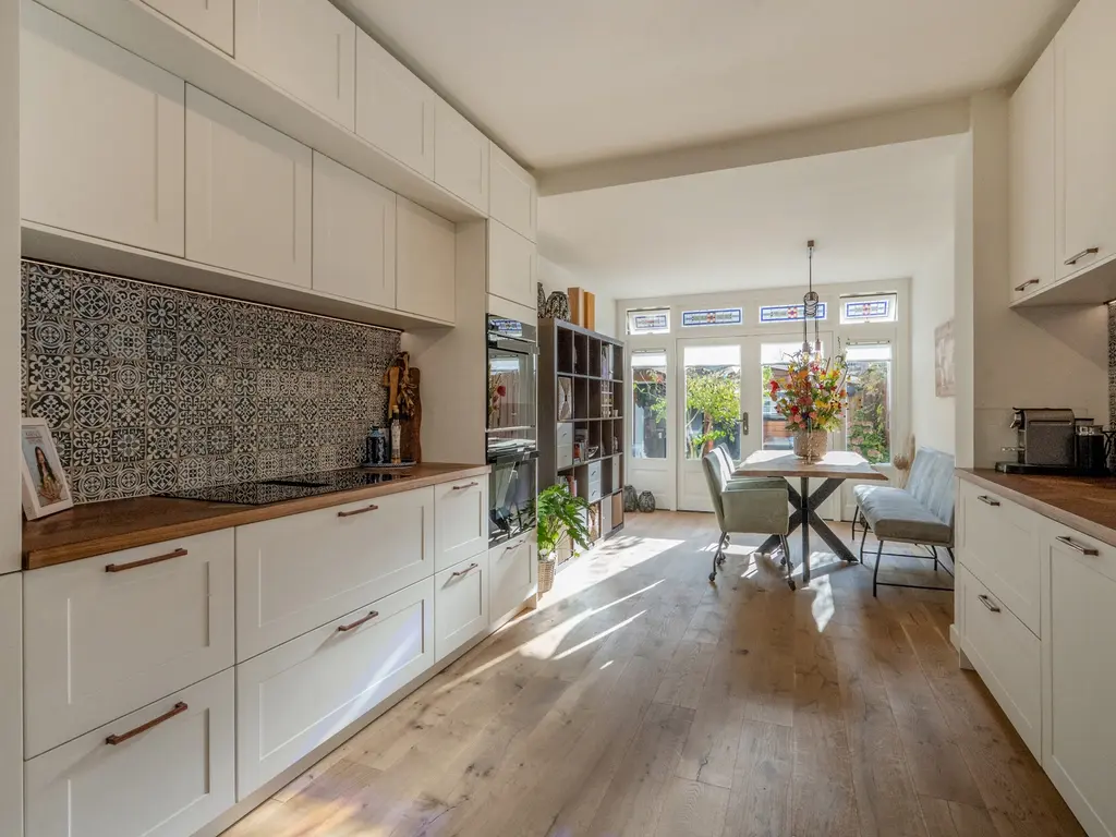 Caan van Necklaan 100, RIJSWIJK