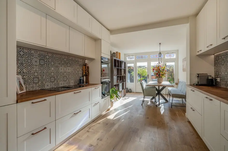 Caan van Necklaan 100