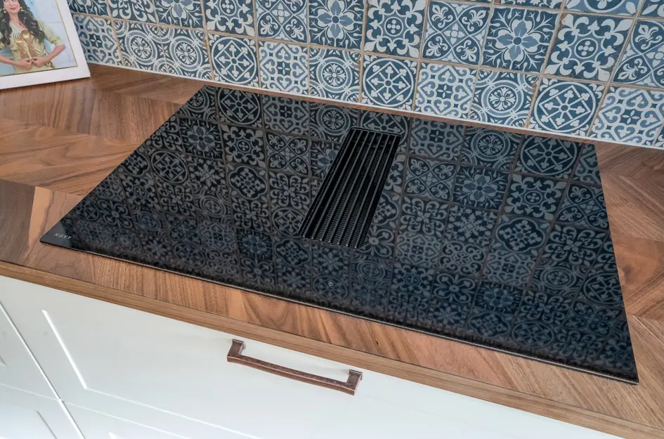 Caan van Necklaan 100