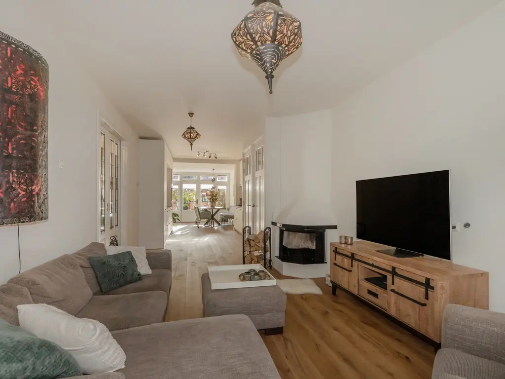 Caan van Necklaan 100, RIJSWIJK