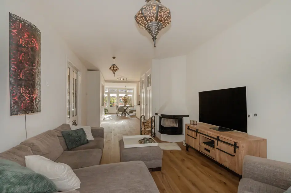 Caan van Necklaan 100