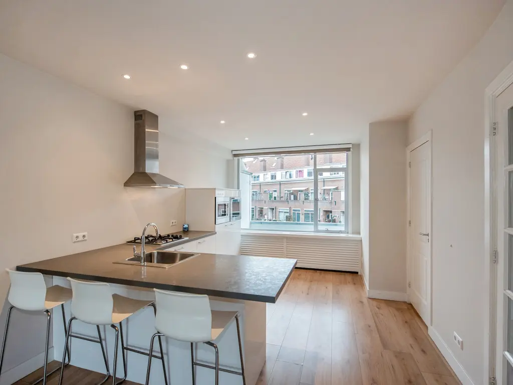 Dr. Lelykade 314, 'S-GRAVENHAGE