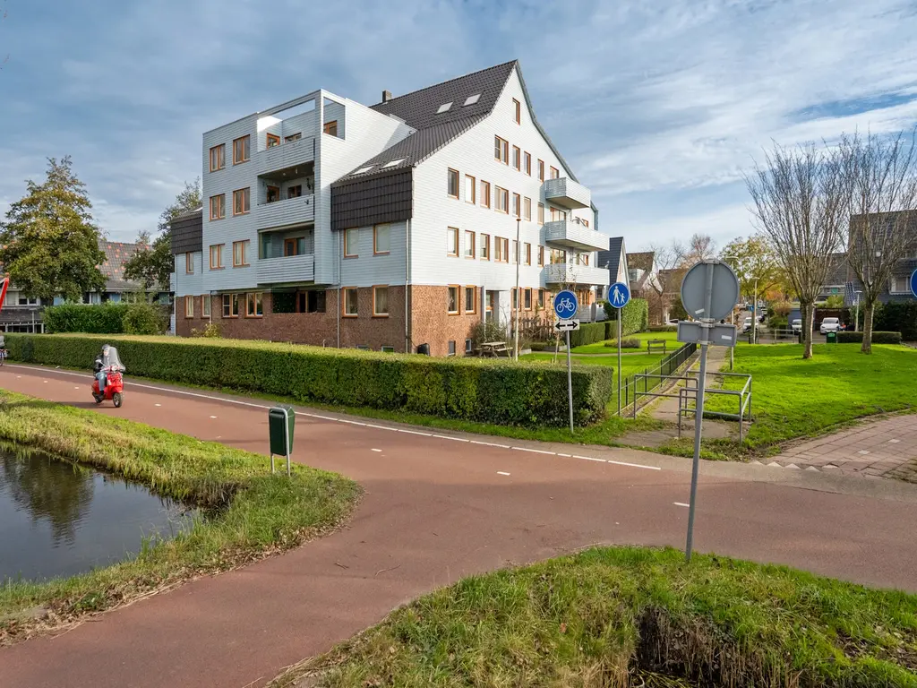 Cypergras 117, 'S-GRAVENHAGE