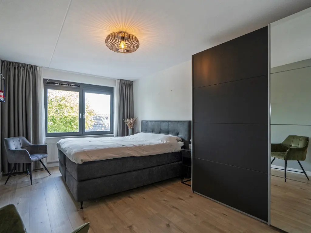 Cypergras 117, 'S-GRAVENHAGE