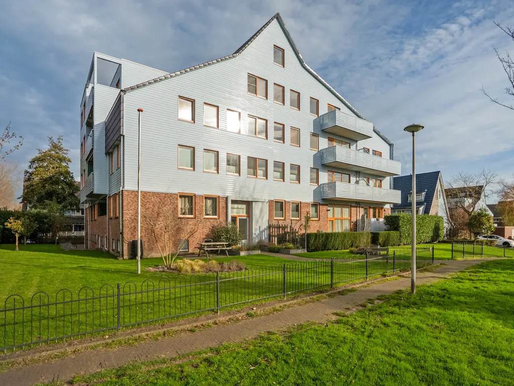 Cypergras 117, 'S-GRAVENHAGE