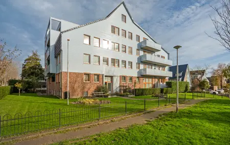 Cypergras 117, 'S-GRAVENHAGE