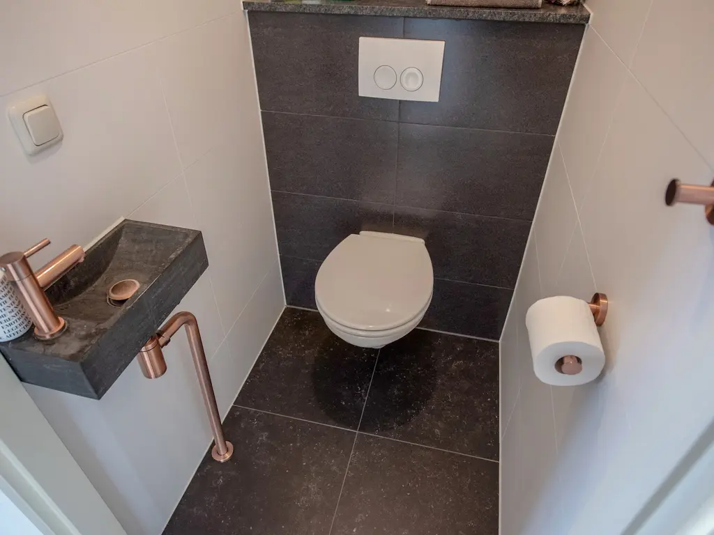 Weidevogellaan 208, 'S-GRAVENHAGE