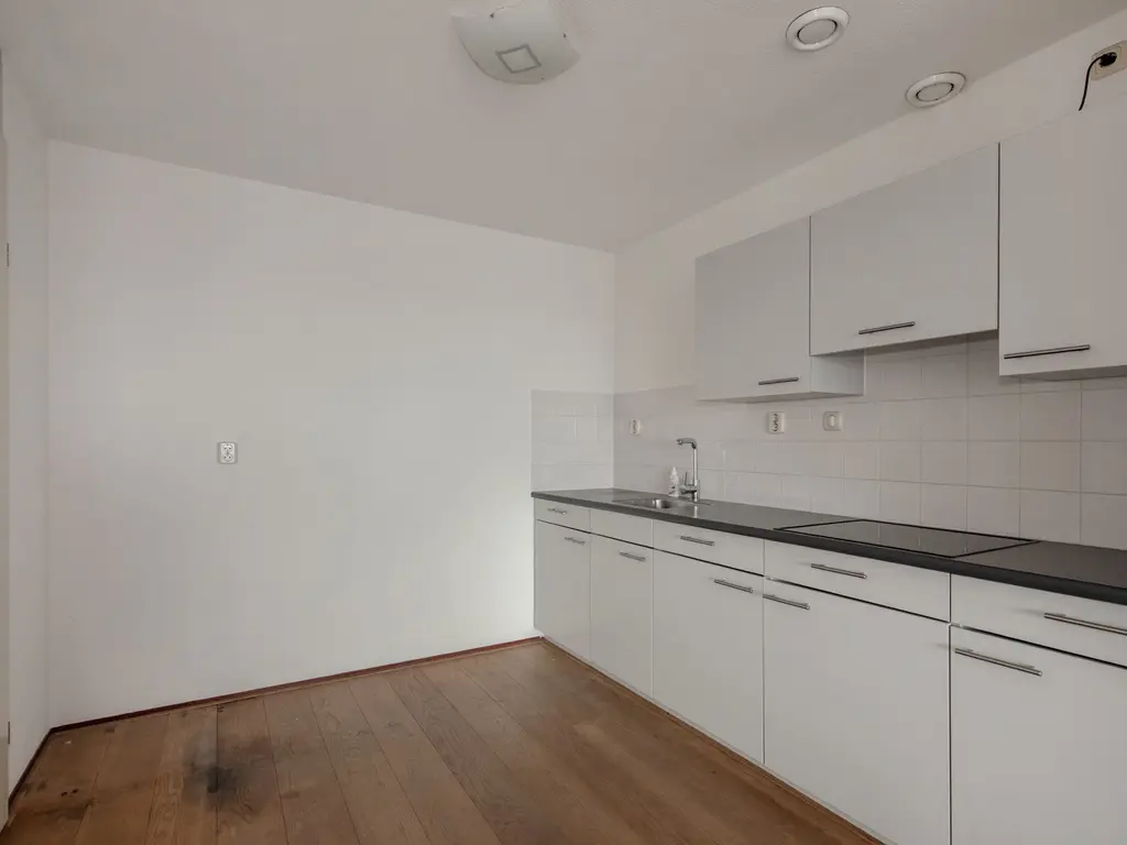 Weidevogellaan 208, 'S-GRAVENHAGE