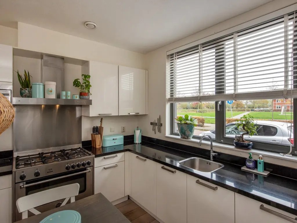 Vlietpolderstraat 30, 'S-GRAVENHAGE