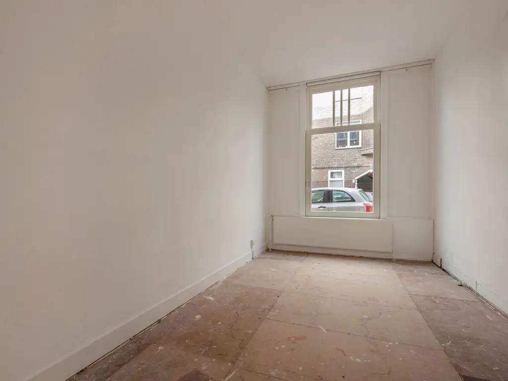 Esdoornstraat 60, 'S-GRAVENHAGE