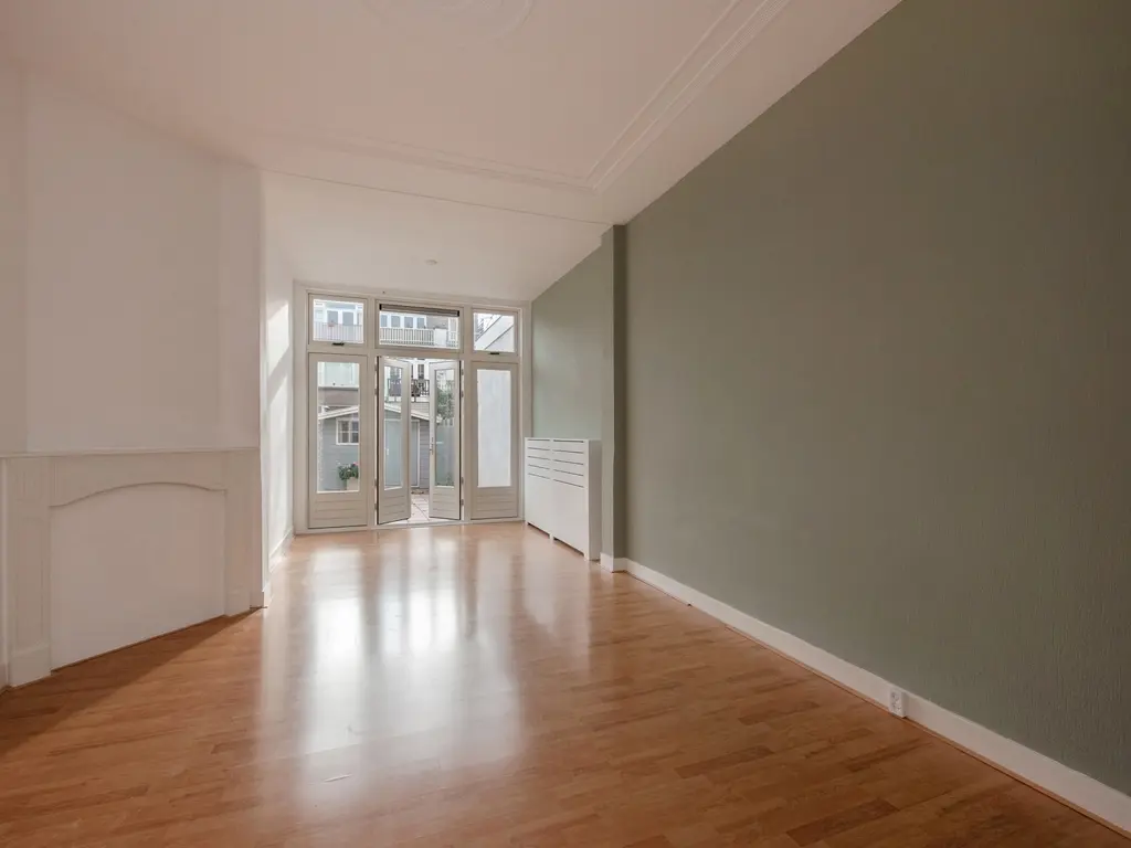 Esdoornstraat 60, 'S-GRAVENHAGE