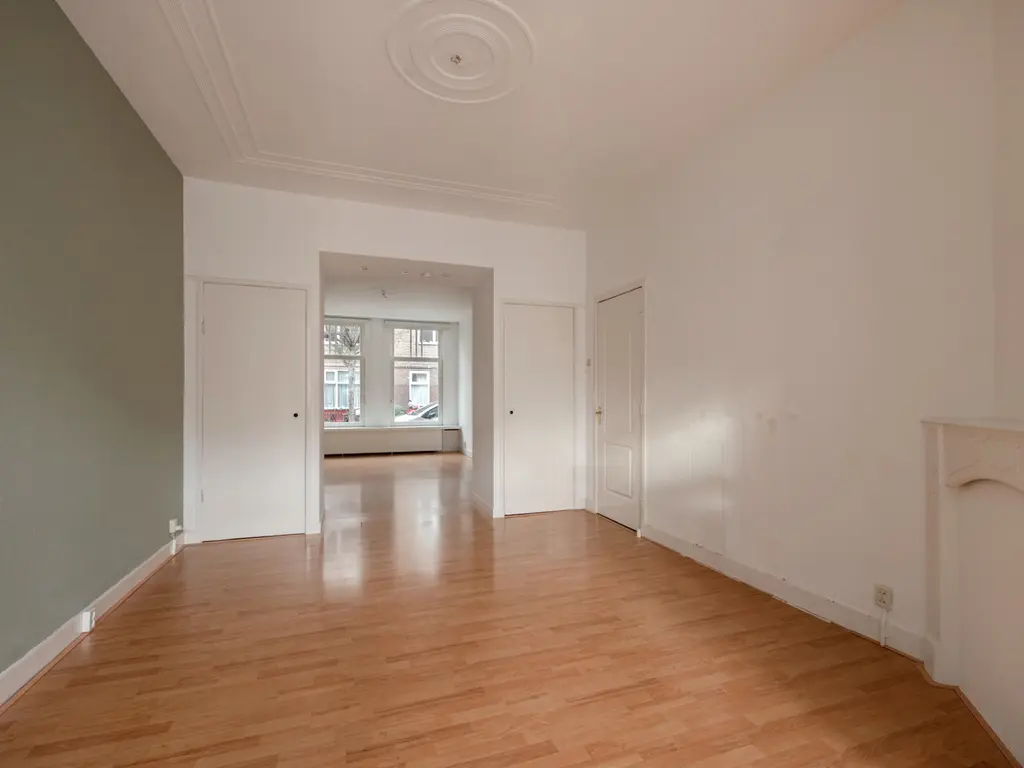 Esdoornstraat 60, 'S-GRAVENHAGE