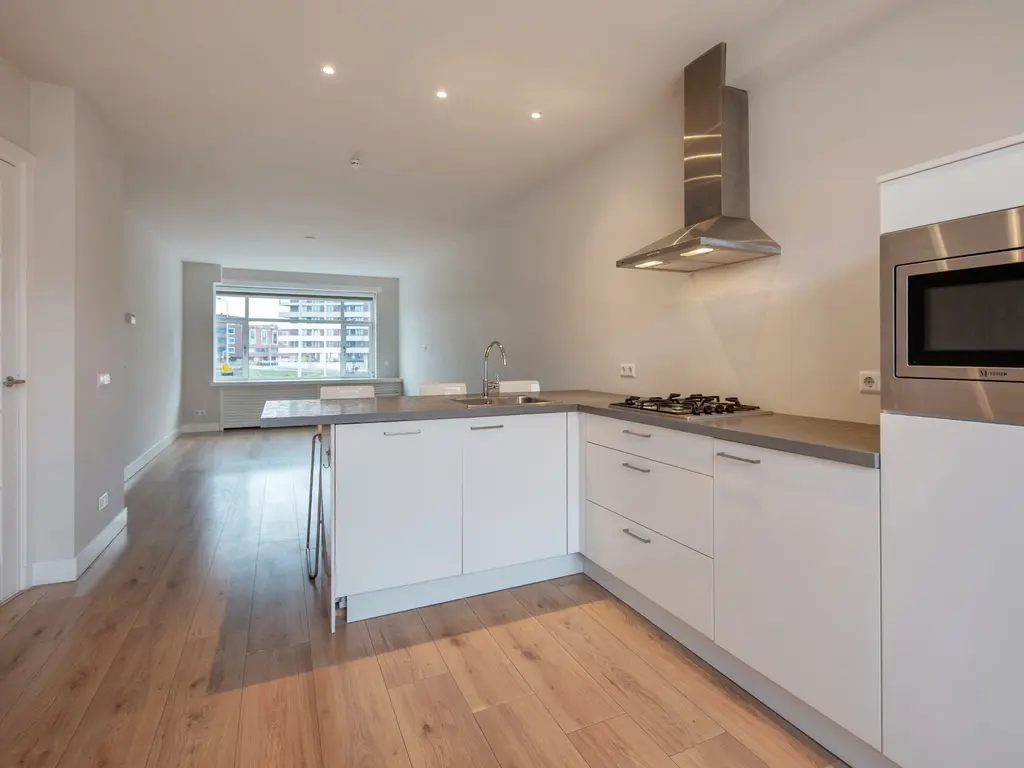 Dr. Lelykade 314, 'S-GRAVENHAGE