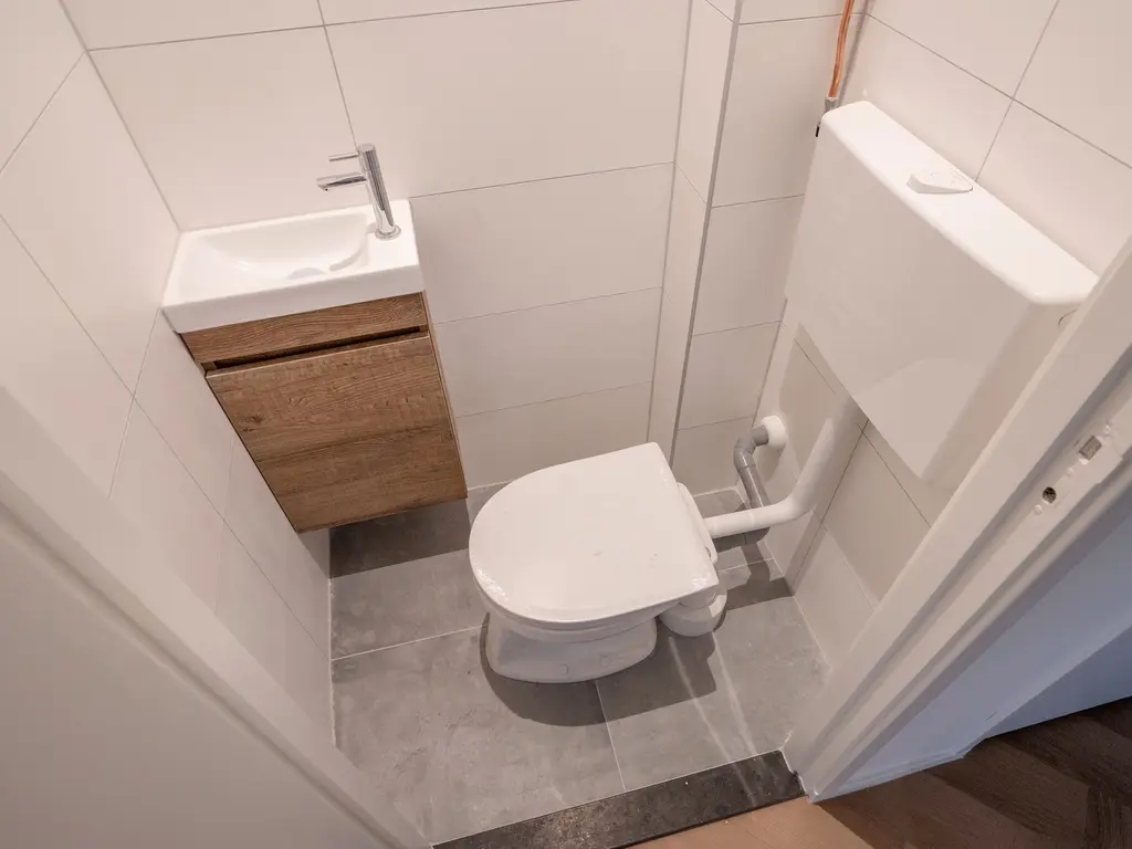 Ten Hovestraat 47A, 'S-GRAVENHAGE