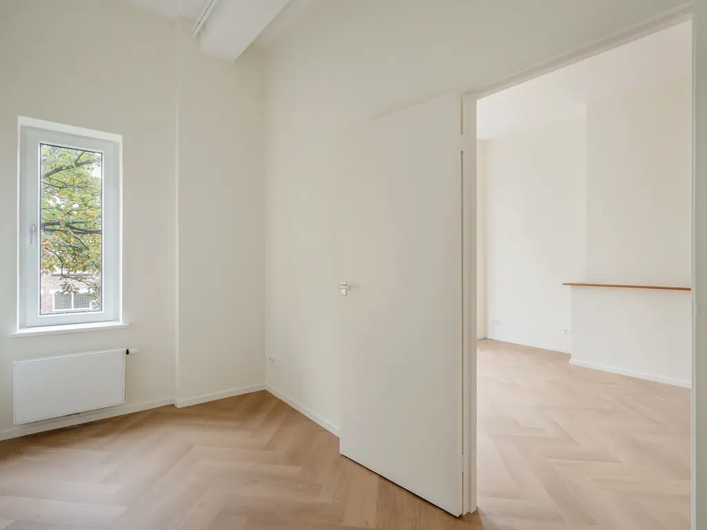 Ten Hovestraat 47A, 'S-GRAVENHAGE