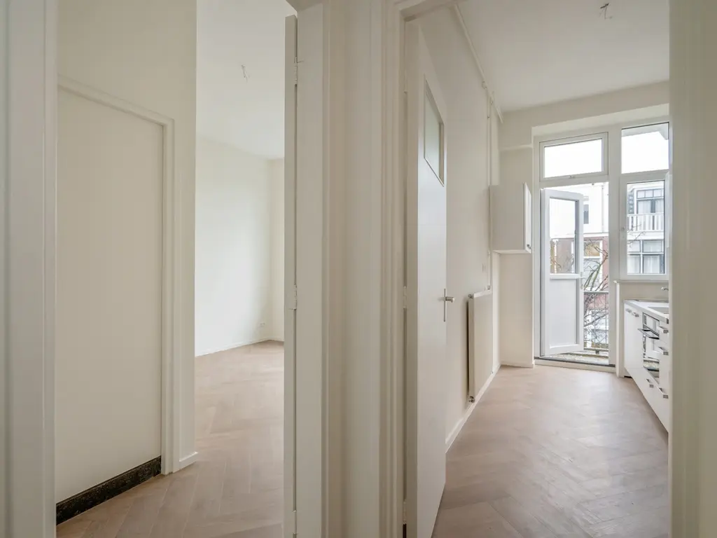 Ten Hovestraat 47A, 'S-GRAVENHAGE