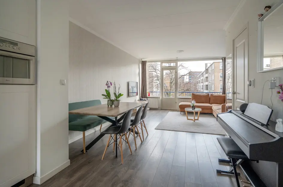 J.H.A. Schaperlaan 36