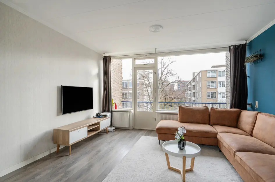 J.H.A. Schaperlaan 36