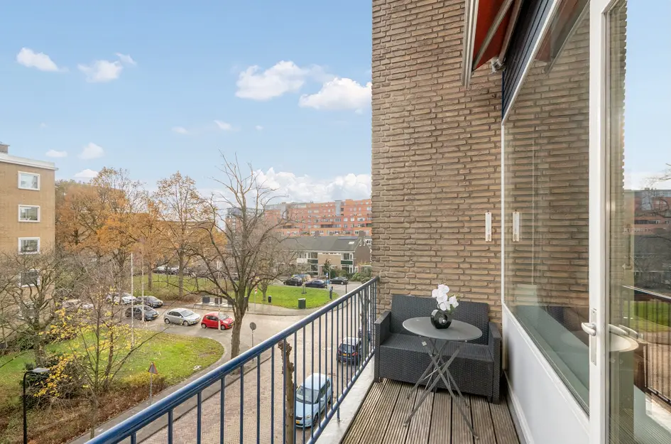 J.H.A. Schaperlaan 36