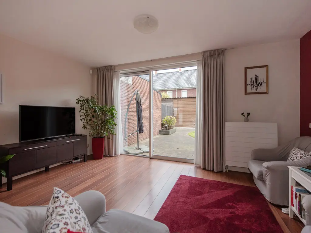 Van Baaklaan 12, 'S-GRAVENHAGE