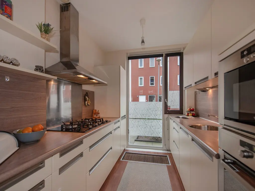 Van Baaklaan 12, 'S-GRAVENHAGE