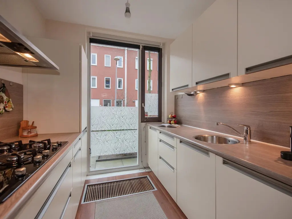 Van Baaklaan 12, 'S-GRAVENHAGE