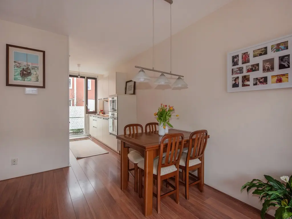 Van Baaklaan 12, 'S-GRAVENHAGE