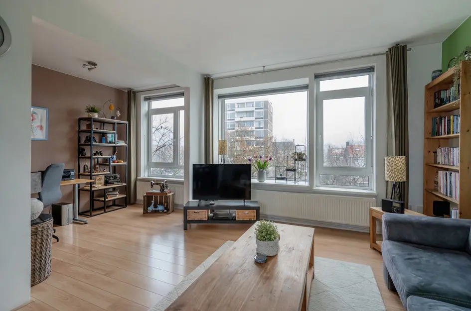 Burgemeester Elsenlaan 18