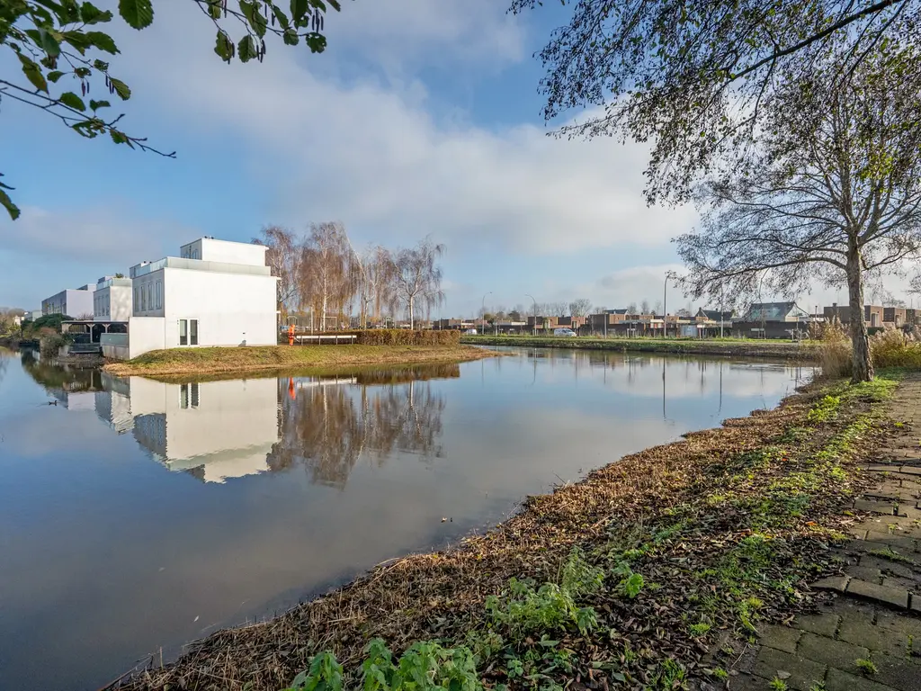 De Voswater 12, 'S-GRAVENHAGE